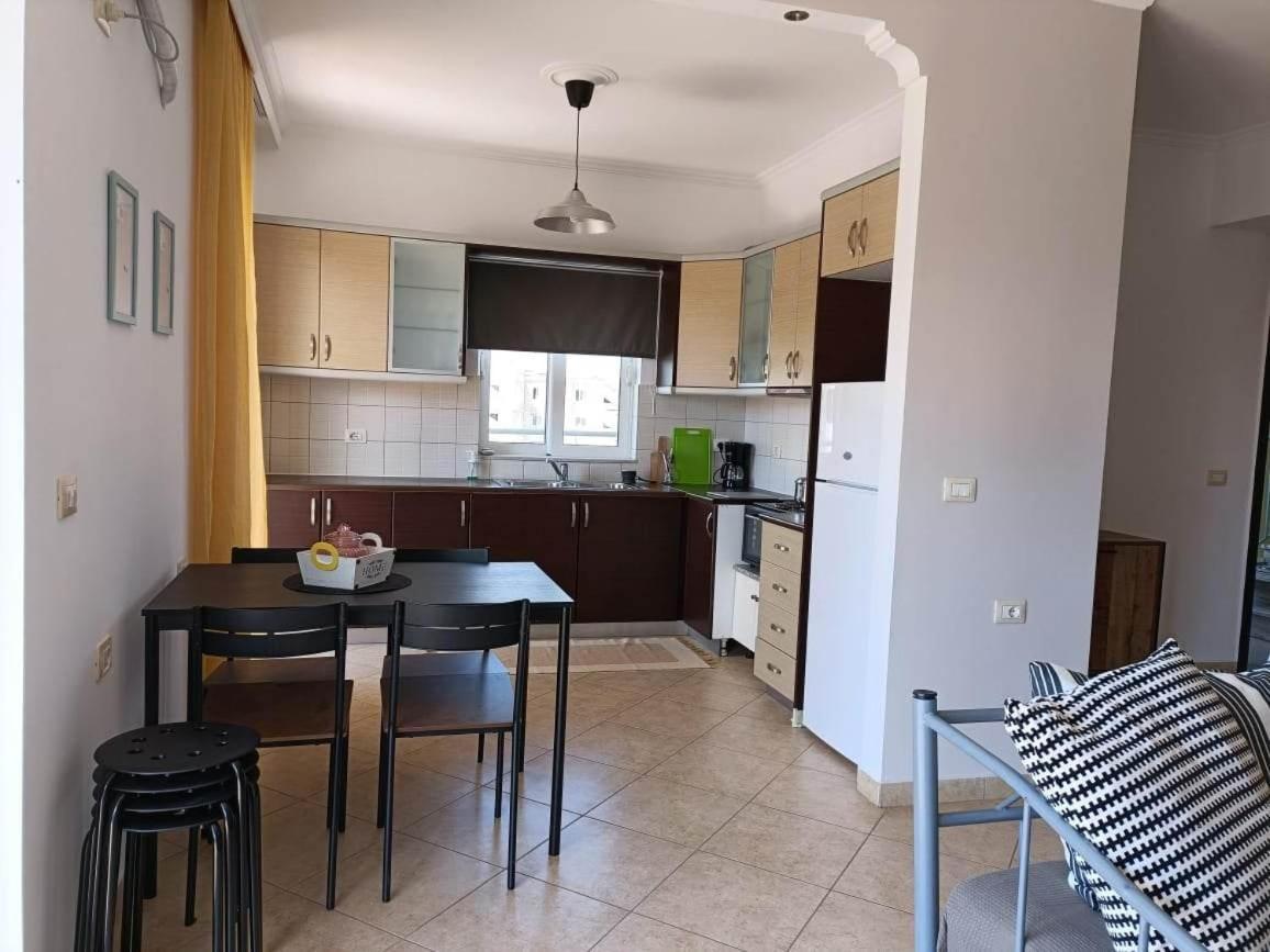 Aloe Vera Apartments Саранде Екстериор снимка